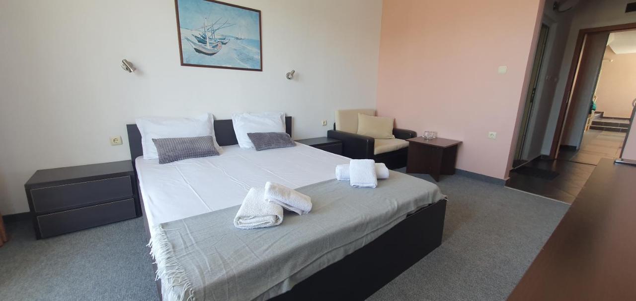 Guest House Compass Lozenets Esterno foto