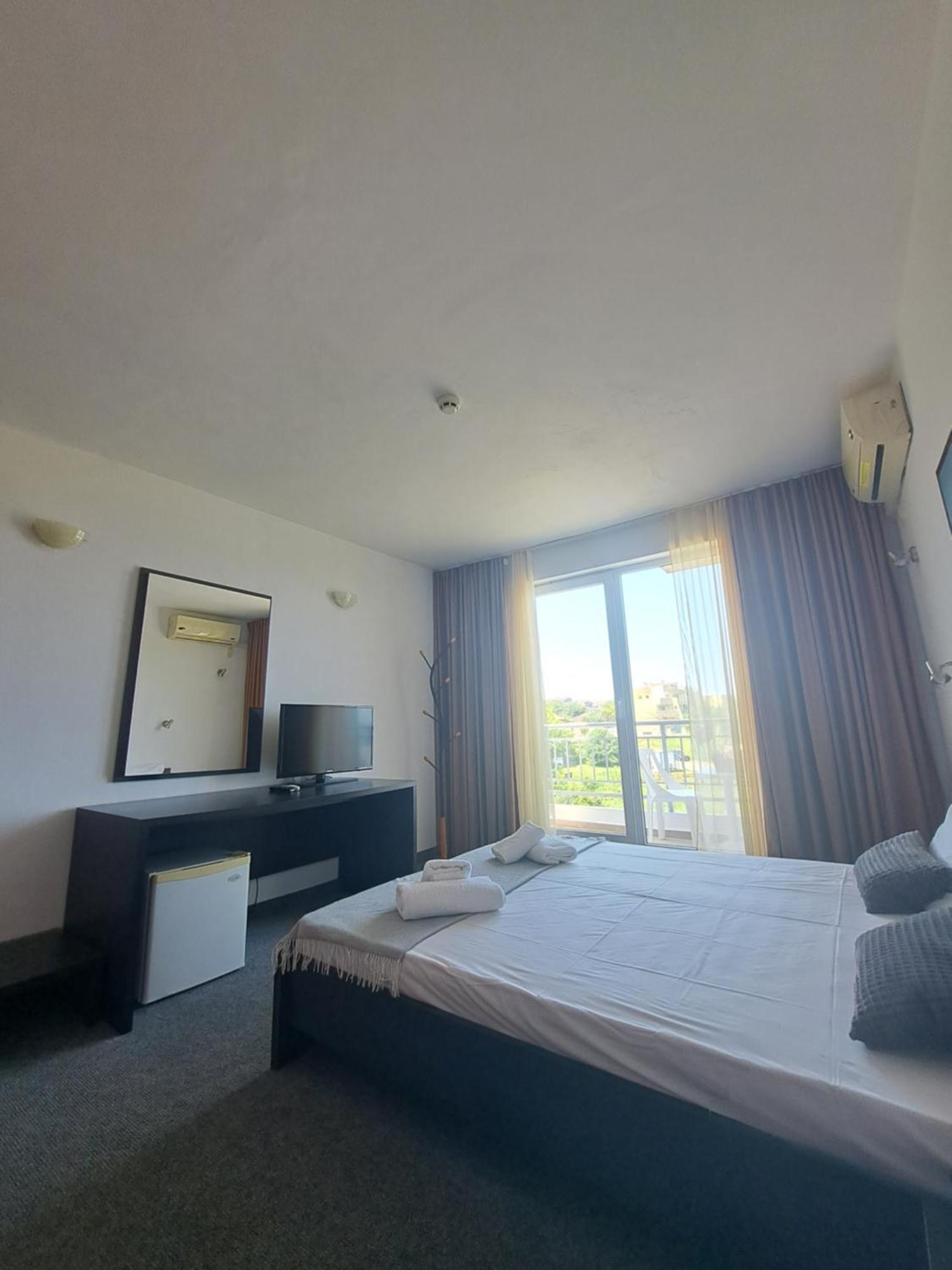 Guest House Compass Lozenets Esterno foto